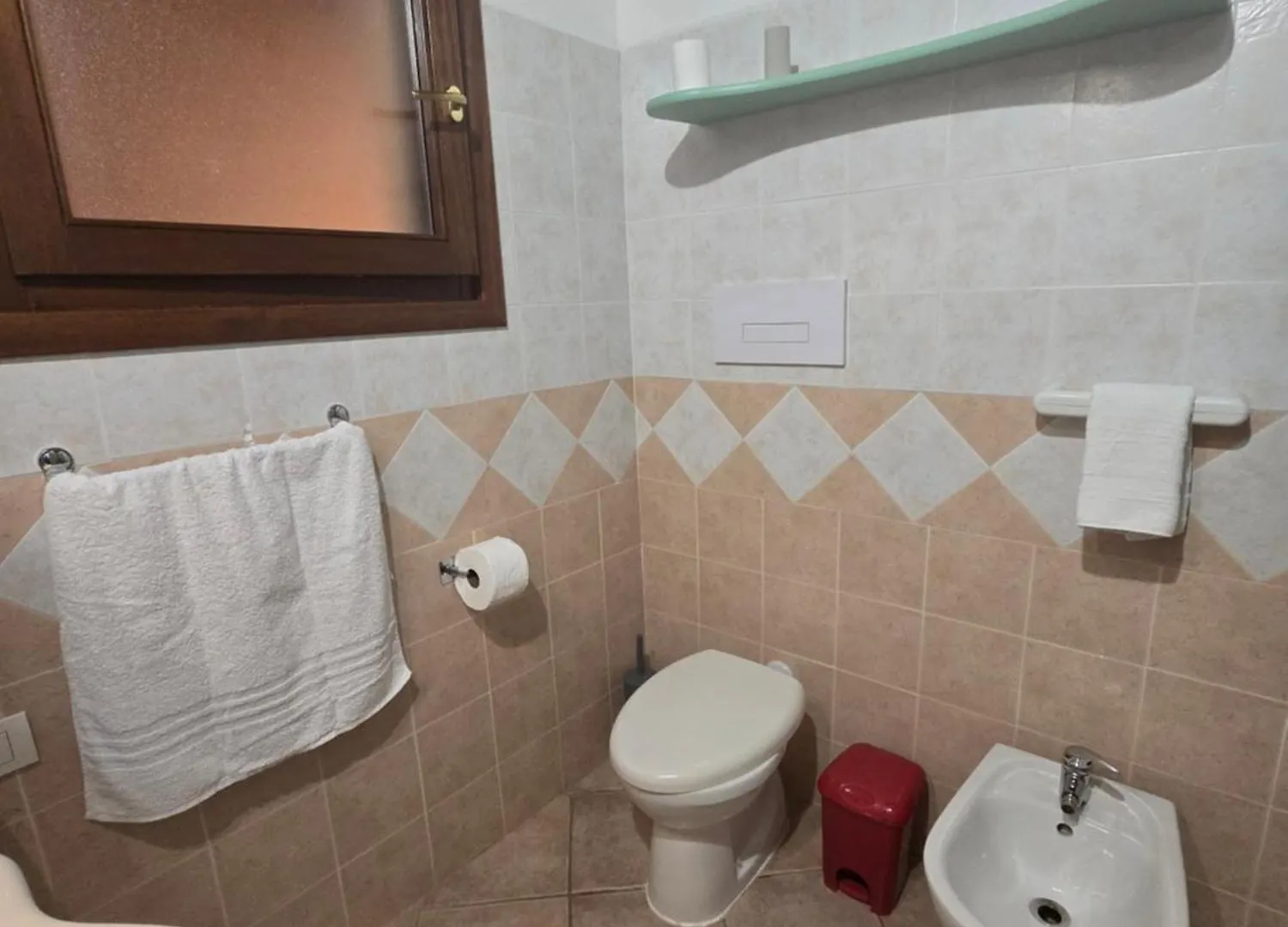 Trilocale Climatizzato L'Oleandro Tanaunella 0*,  Olaszország